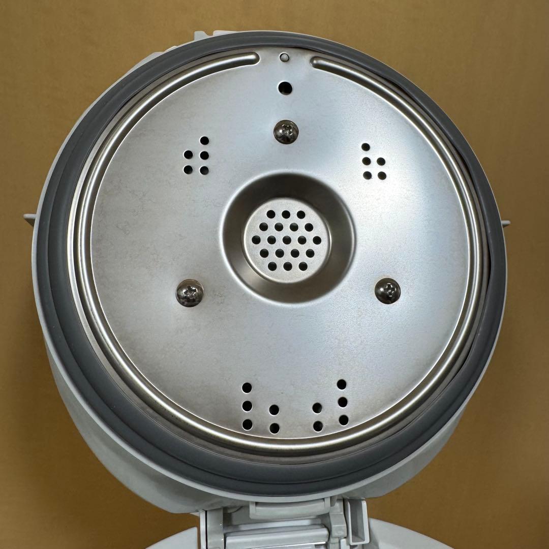 【未使用近い】象印　EE-DE50 2024年製