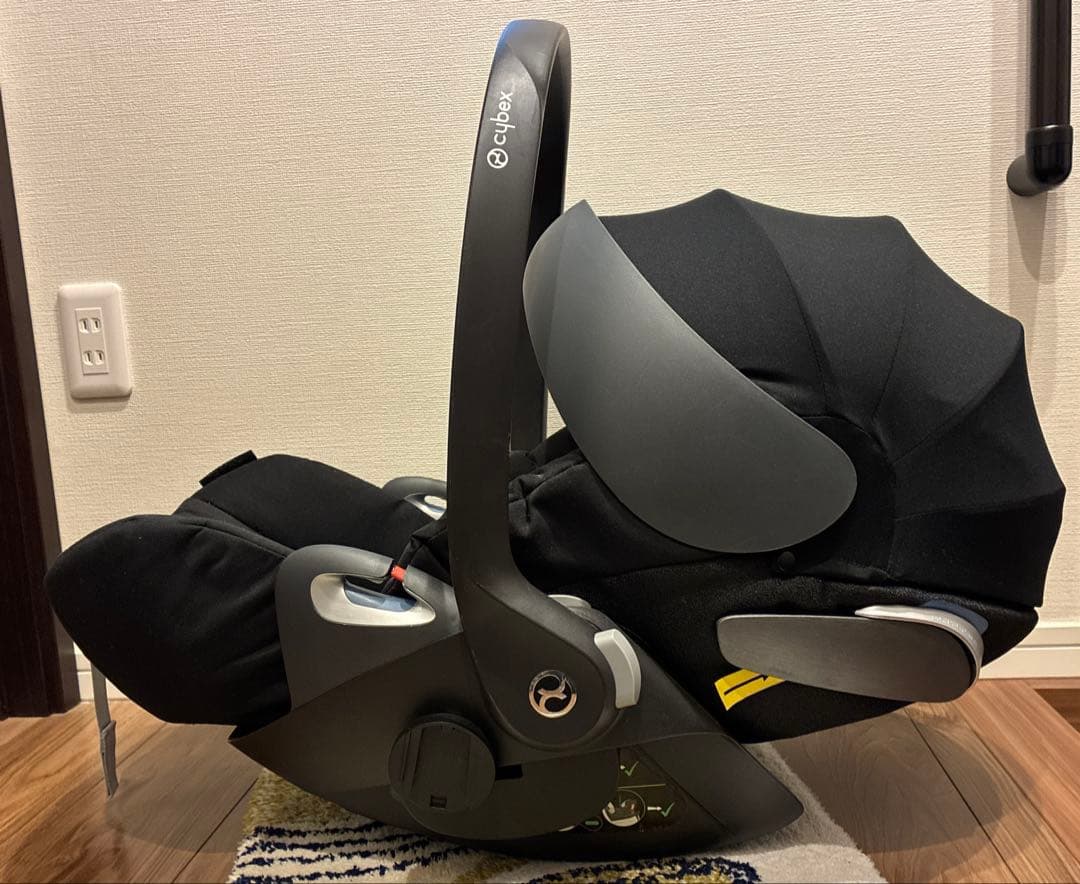 サイベックス クラウド Z i-Size チャイルドシート 新生児インレイ付