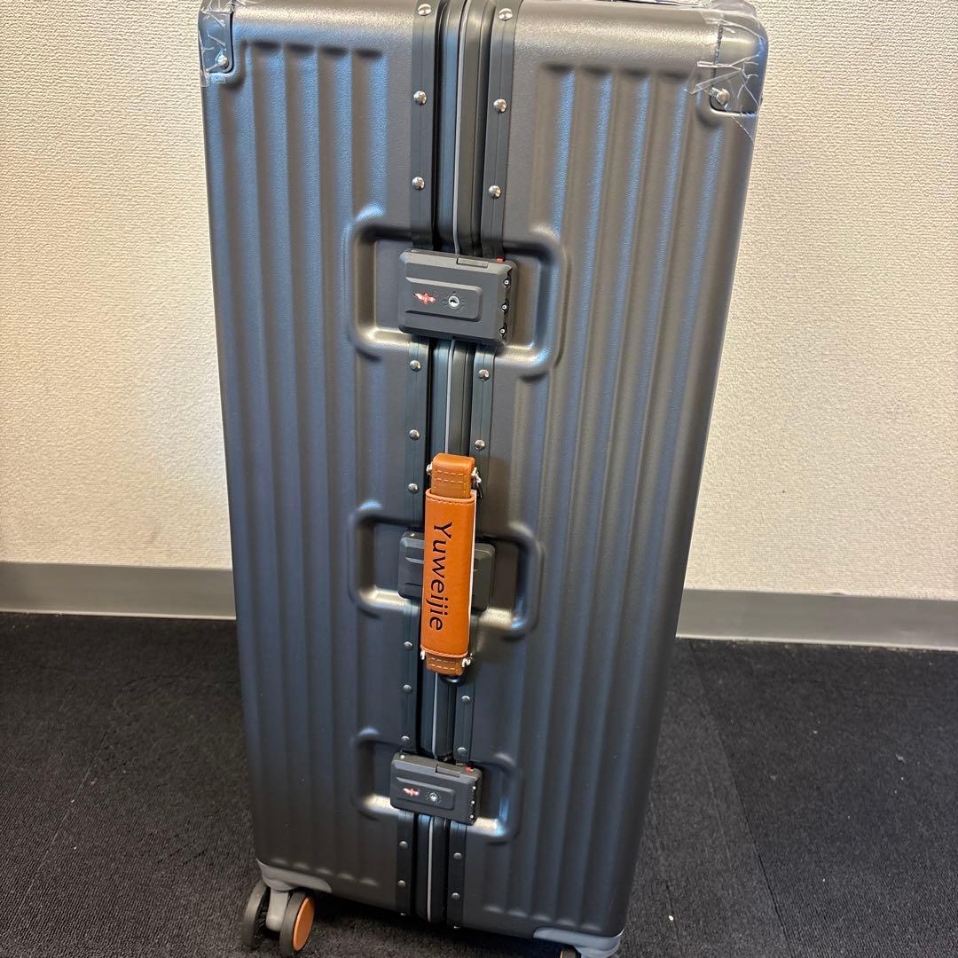 Yuweijie メタルグレー　スーツケース　大容量