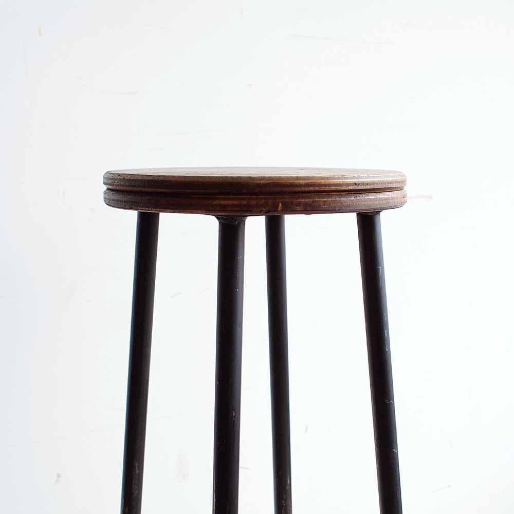 鉄脚のハイスツール 高さ82cm カウンターチェア ZR24405