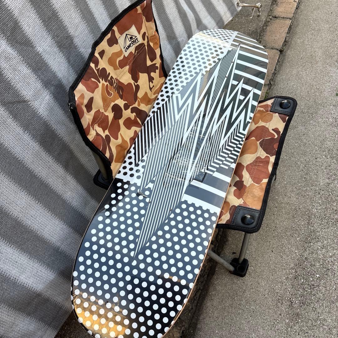 G-SHOCK スケートボードデッキ クリアピンク