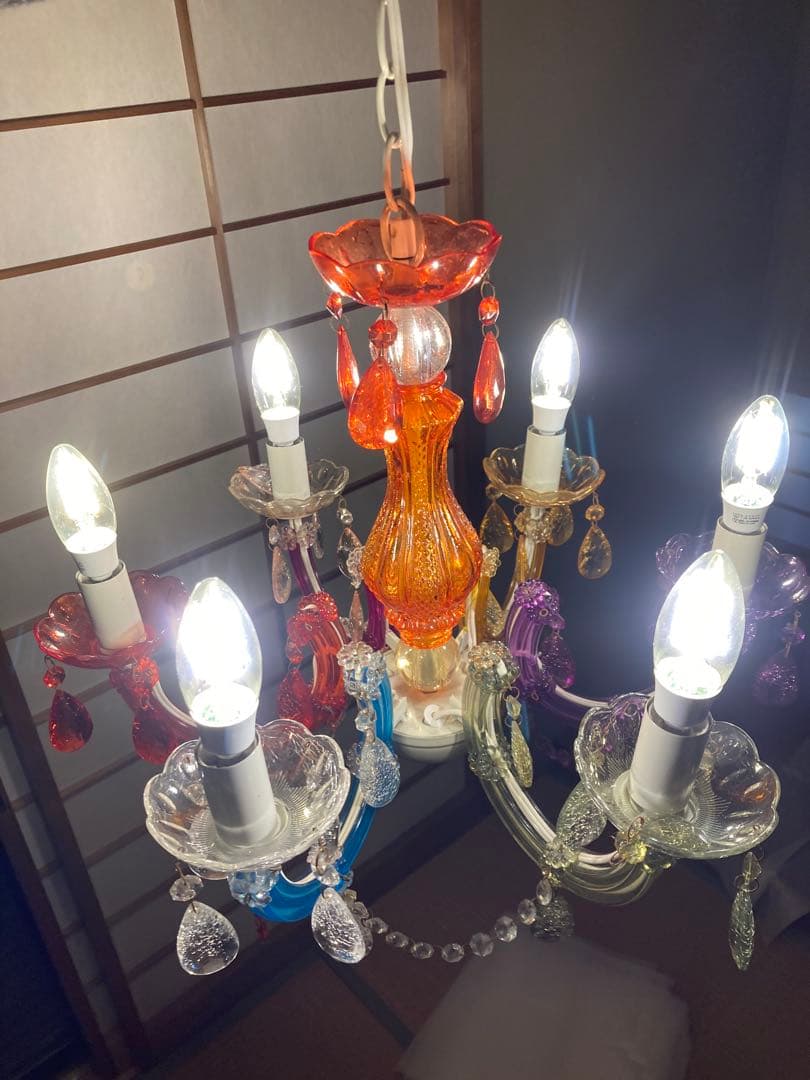 カラフル　シャンデリア 6灯