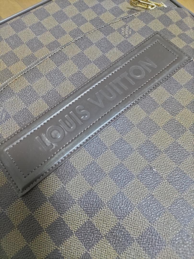 【送料無料】LOUIS VUITTON ルイヴィトン キャリーケース