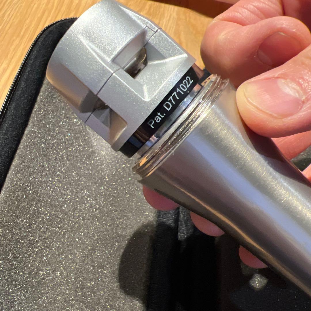 フ*ス様 KSM8 SHURE ダイナミックマイク シルバー ケース付き