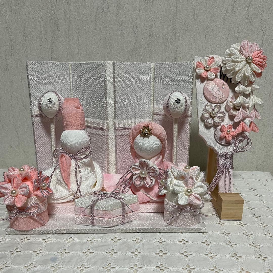 187/雛人形 つまみ細工　淡桃カラー　木箱入り