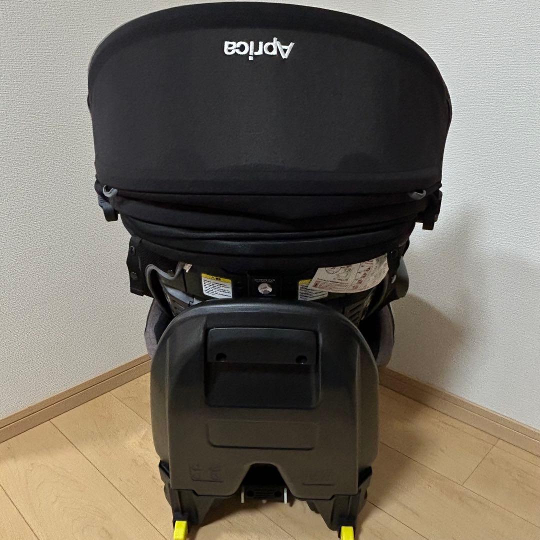 アップリカ フラディアグロウ ISOFIX 360°セーフティー AB