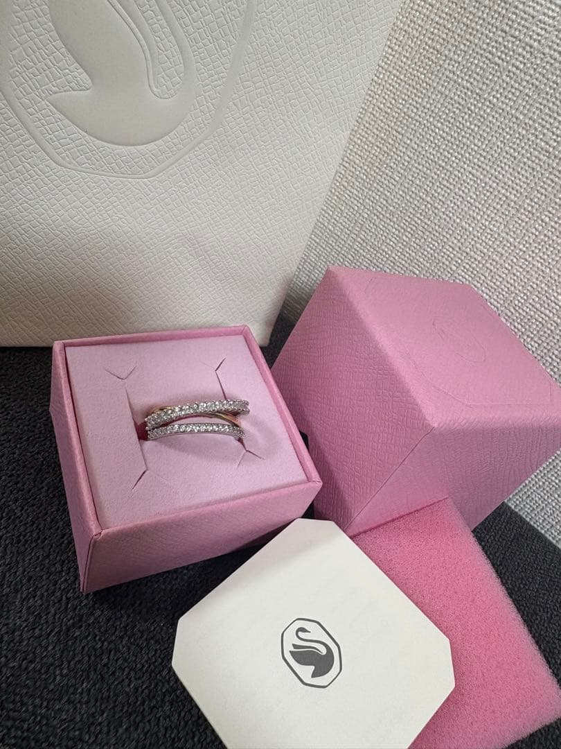 Swarovski Hyperbola リング 55 付属品あり 美品