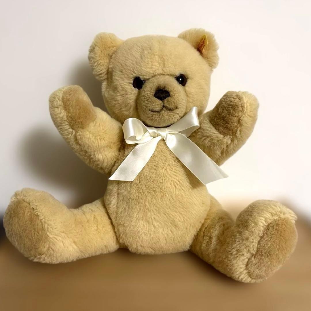 シュタイフのテディベア　28cm座高 ドイツ最高級ブランド　ジョイントやわらか♡