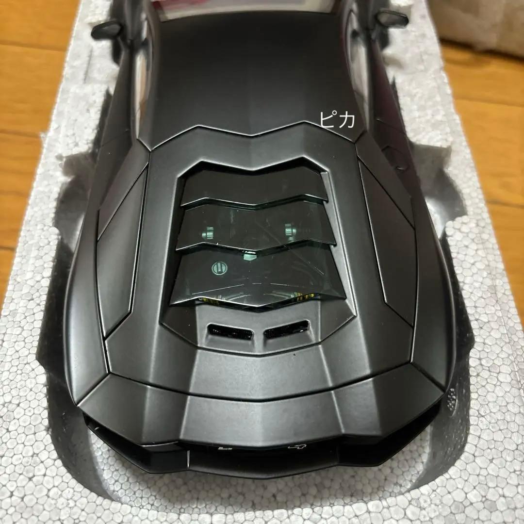 オートアートアベンタドール　LP700-4ランボルギーニ1:18ブラック