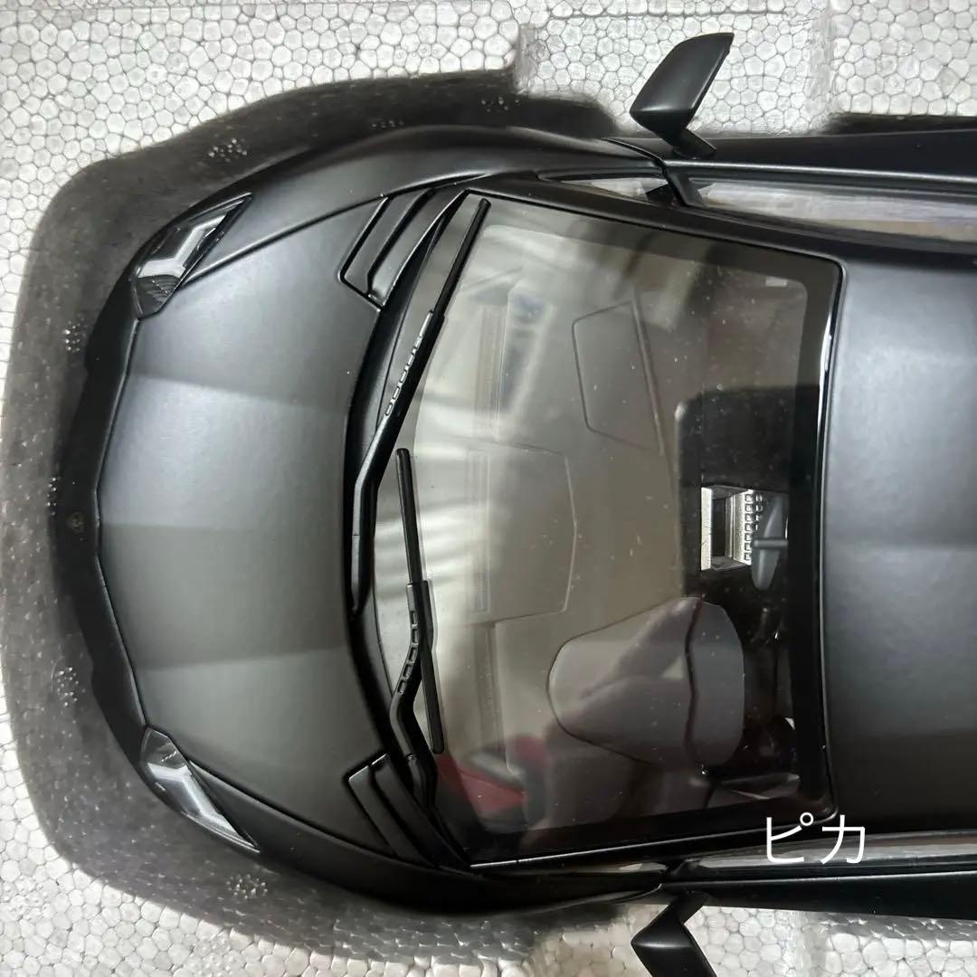 オートアートアベンタドール　LP700-4ランボルギーニ1:18ブラック