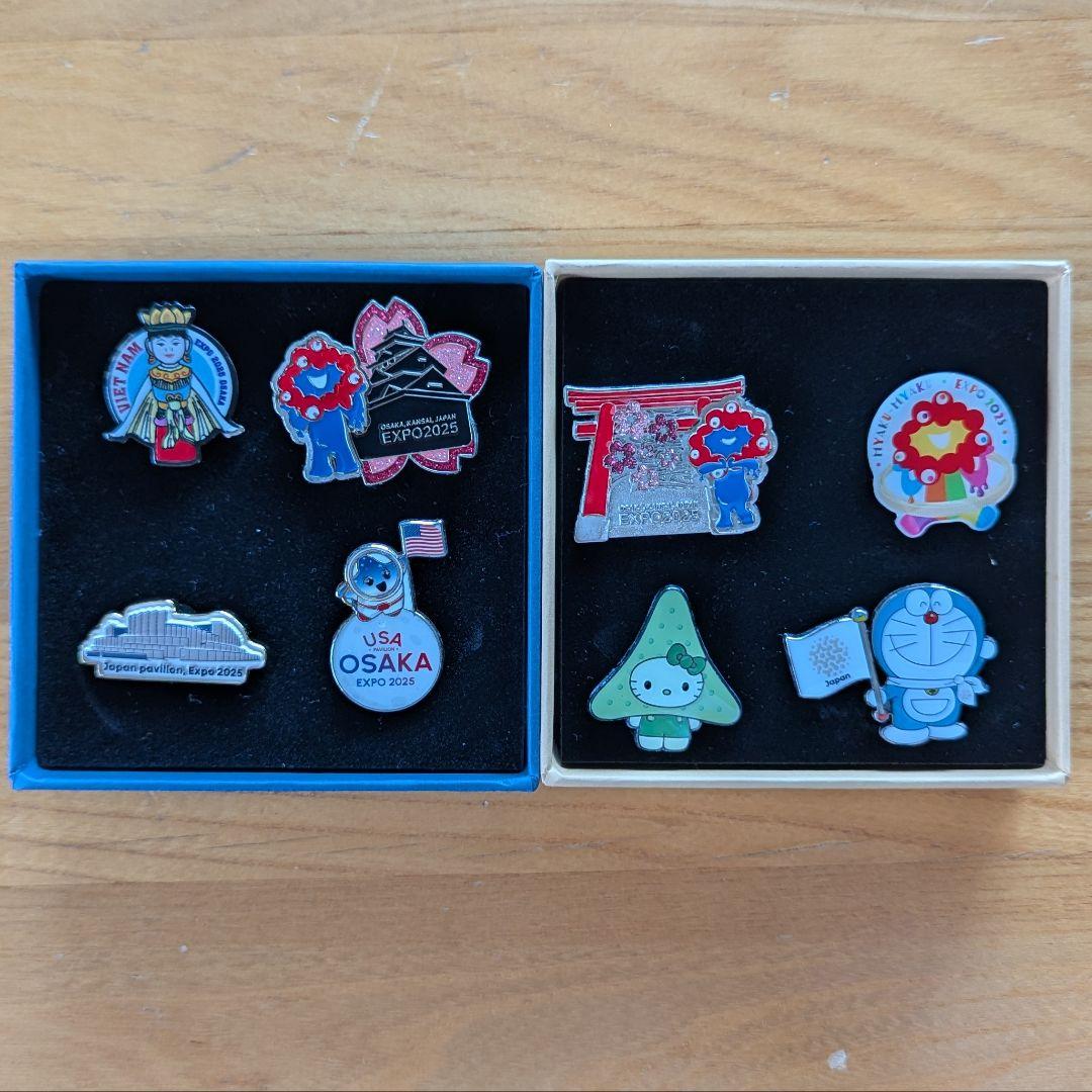 大阪・関西万博　ピンバッチ&グッズセット（ネックストラップ、ピンバッチケース付）