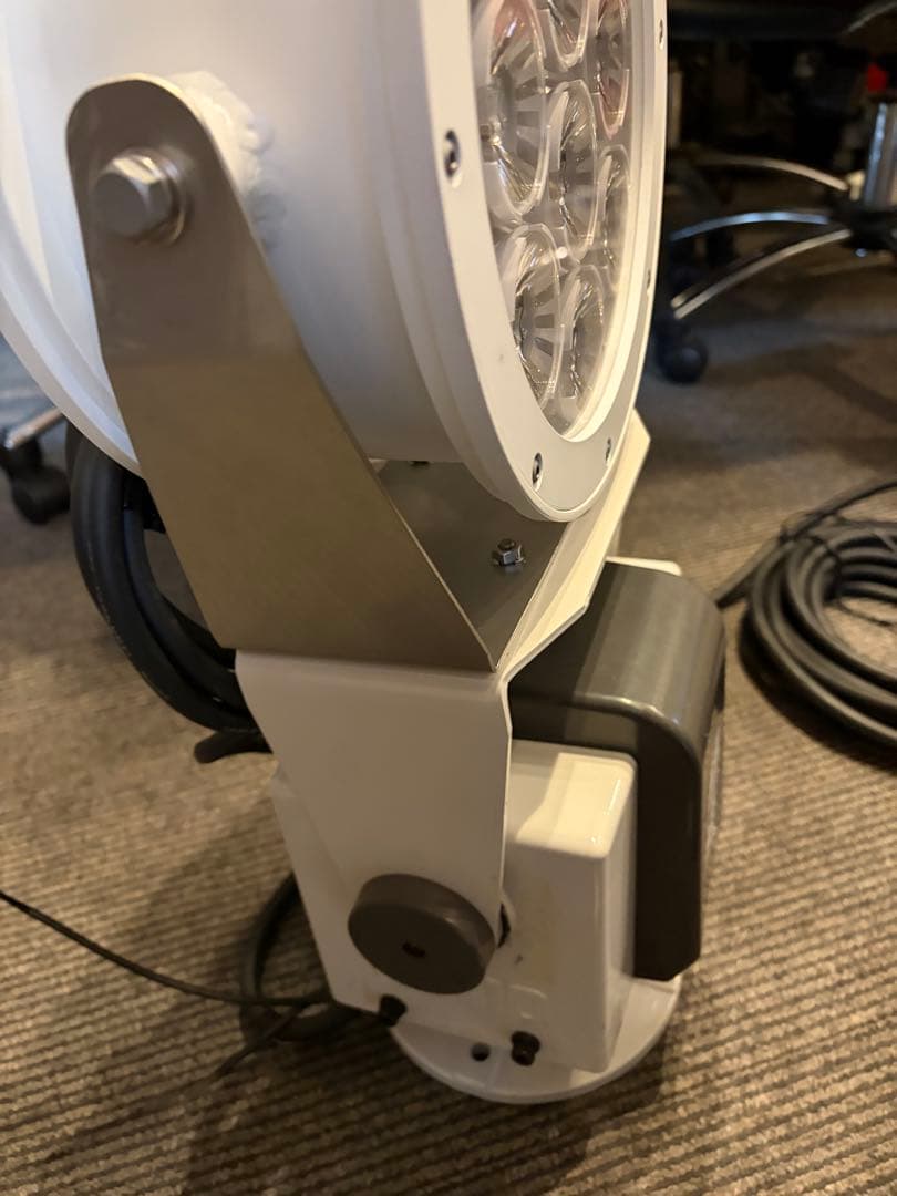 幸*業様 USHIO ホワイト LED ライティング機材 10灯