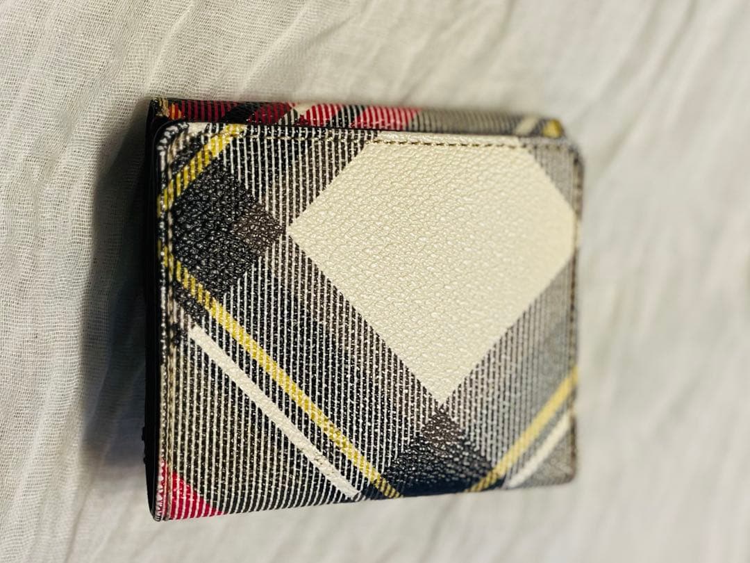 ヴィヴィアンウエストウッド　二つ折り財布　赤　タータンチェック