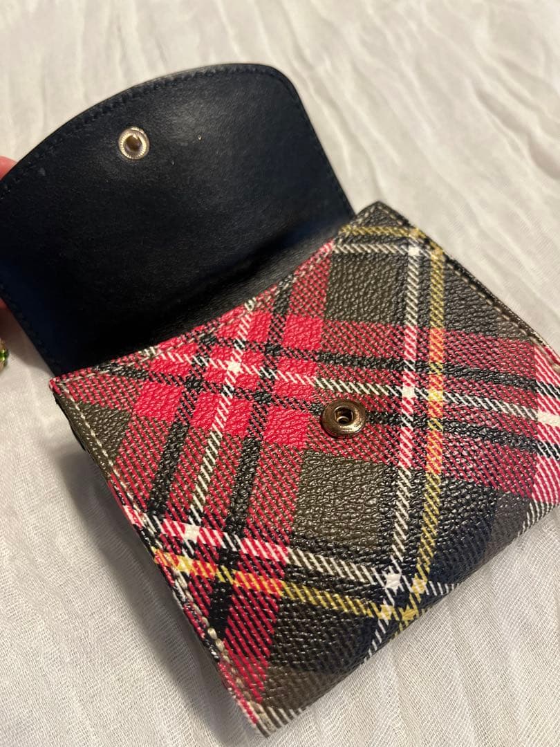 ヴィヴィアンウエストウッド　二つ折り財布　赤　タータンチェック