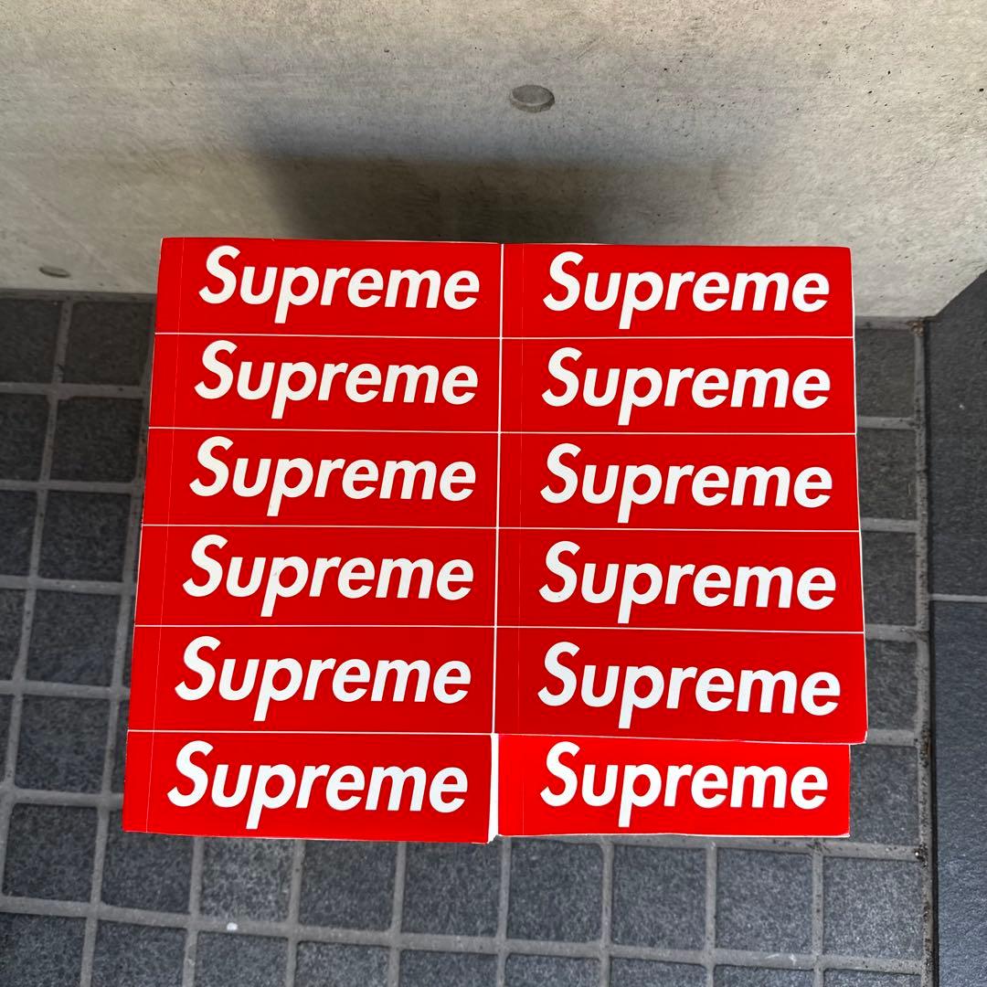 サイドテーブル・ナイトテーブル・ローテーブル Supreme Rotary Hero Sticker Bricks Stool