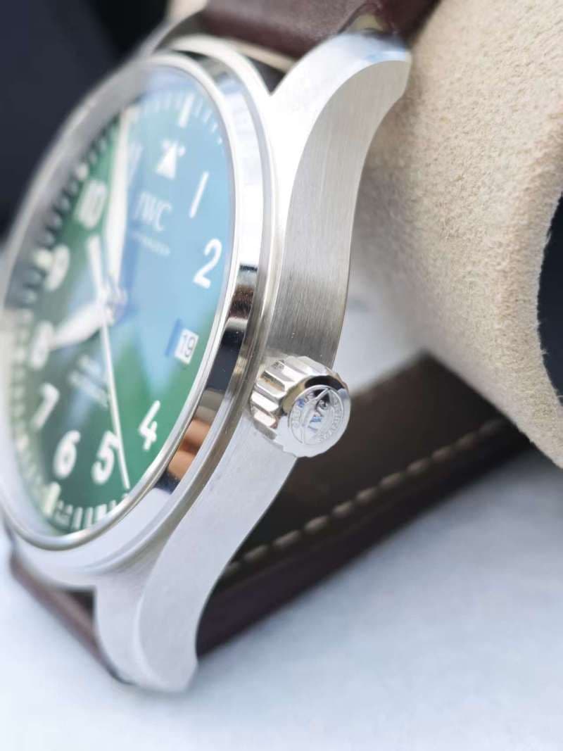 IWC パイロットウォッチ マーク20 緑文字盤 IW328205 マークXX