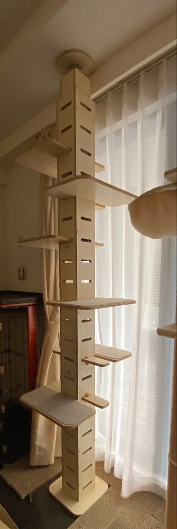 訳あり　突っ張り型キャットタワー　トーテム　totem