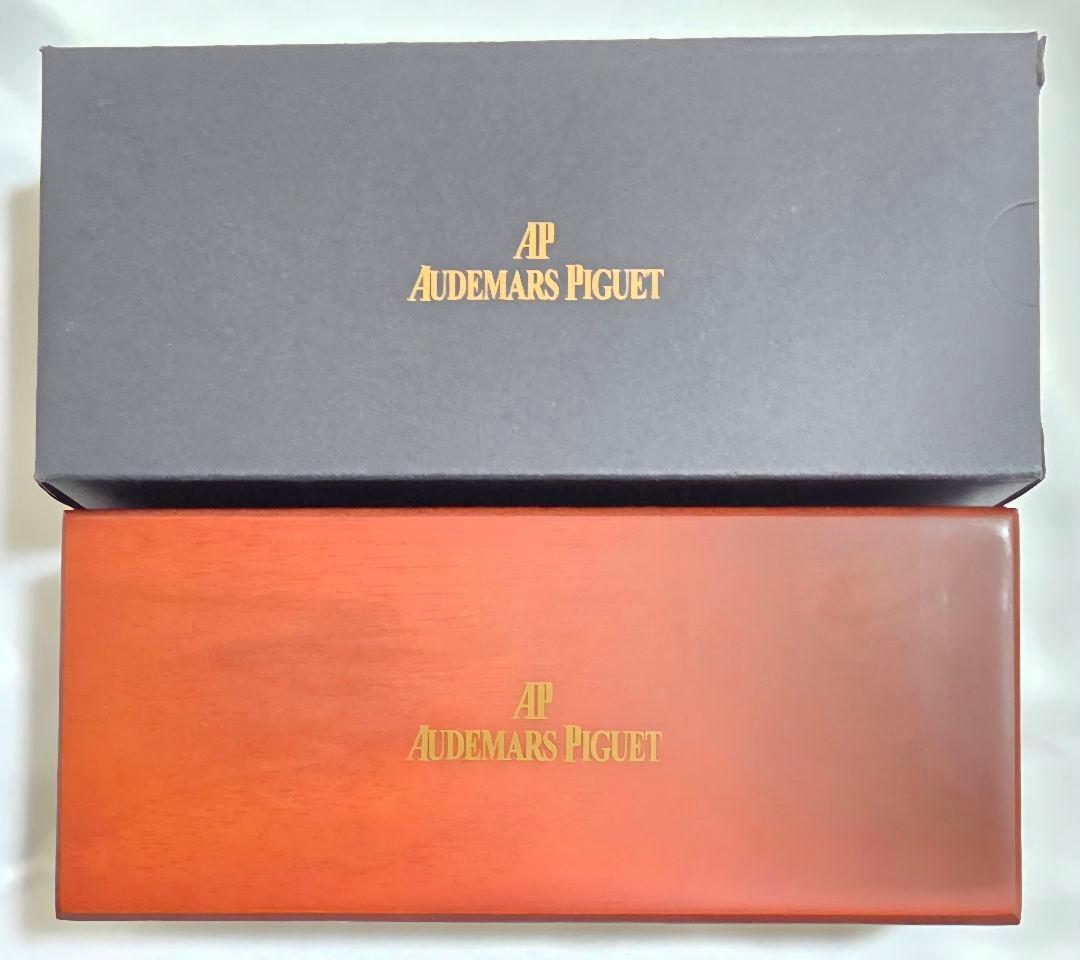 オーデマピゲ　ボールペン　ゴールド　箱付き　新品