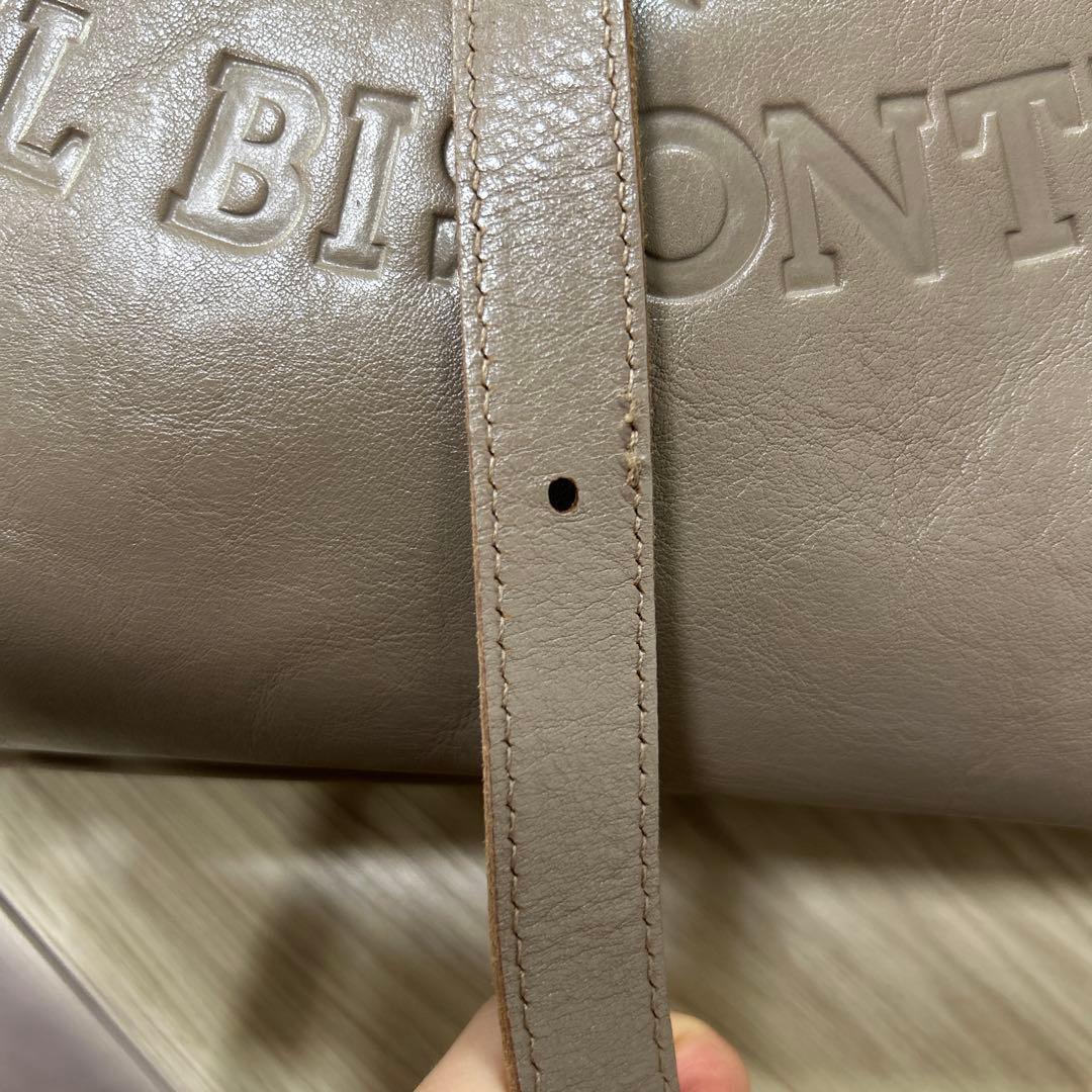 イルビゾンテレザークロスボディバッグ