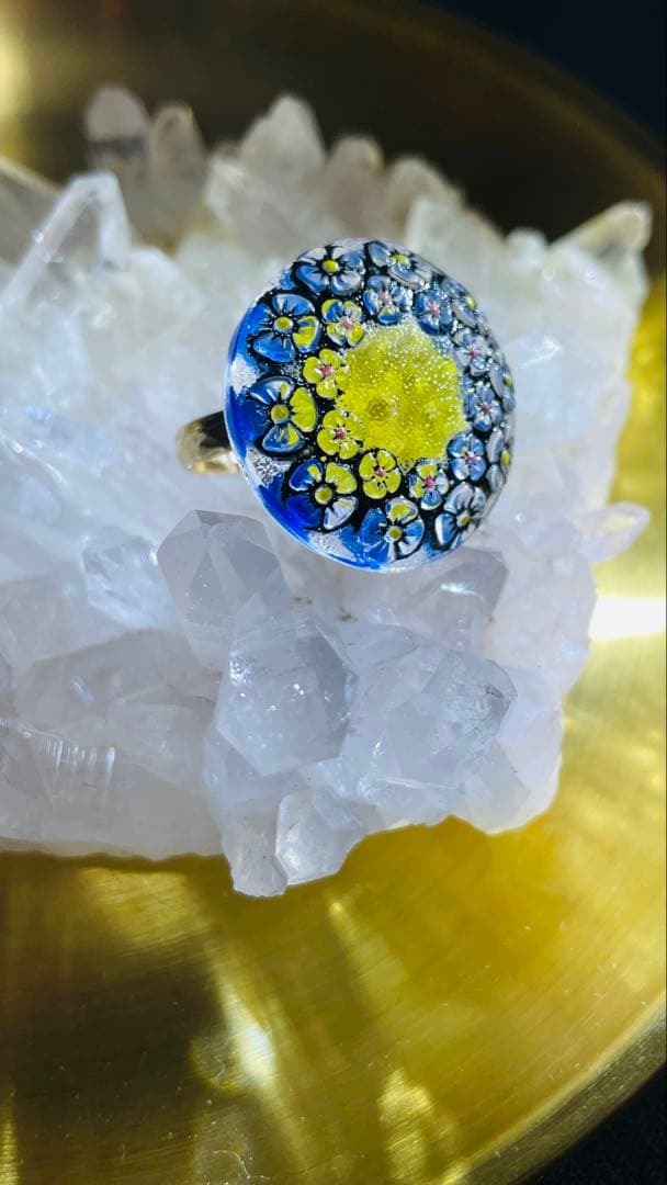 本日価格❣️一点物です❣️まるでステンドガラス！素晴らしいリング！ 裏まで美しい❣️