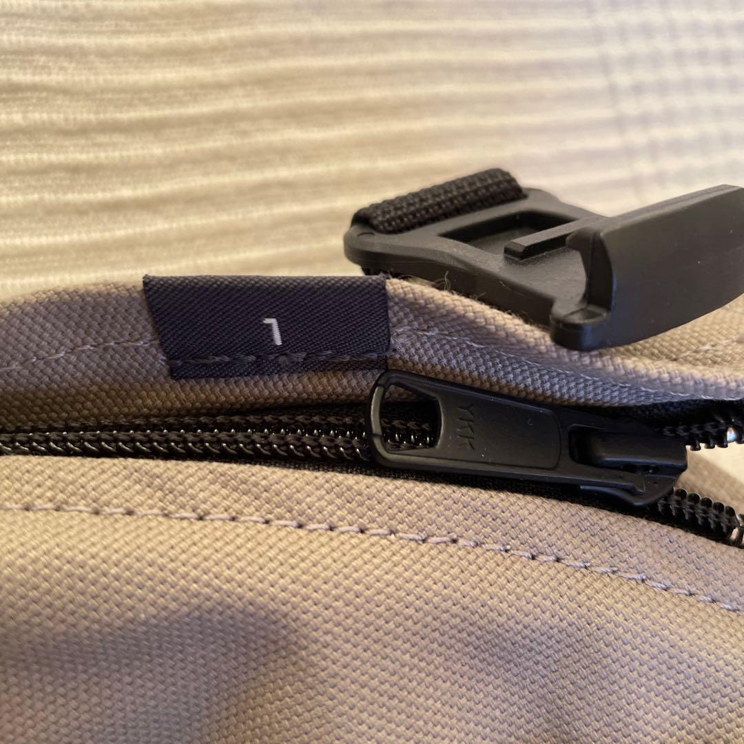 erva エルバ　ドッグスリング アベルト第2世代　ファスナー付　1〜4kg