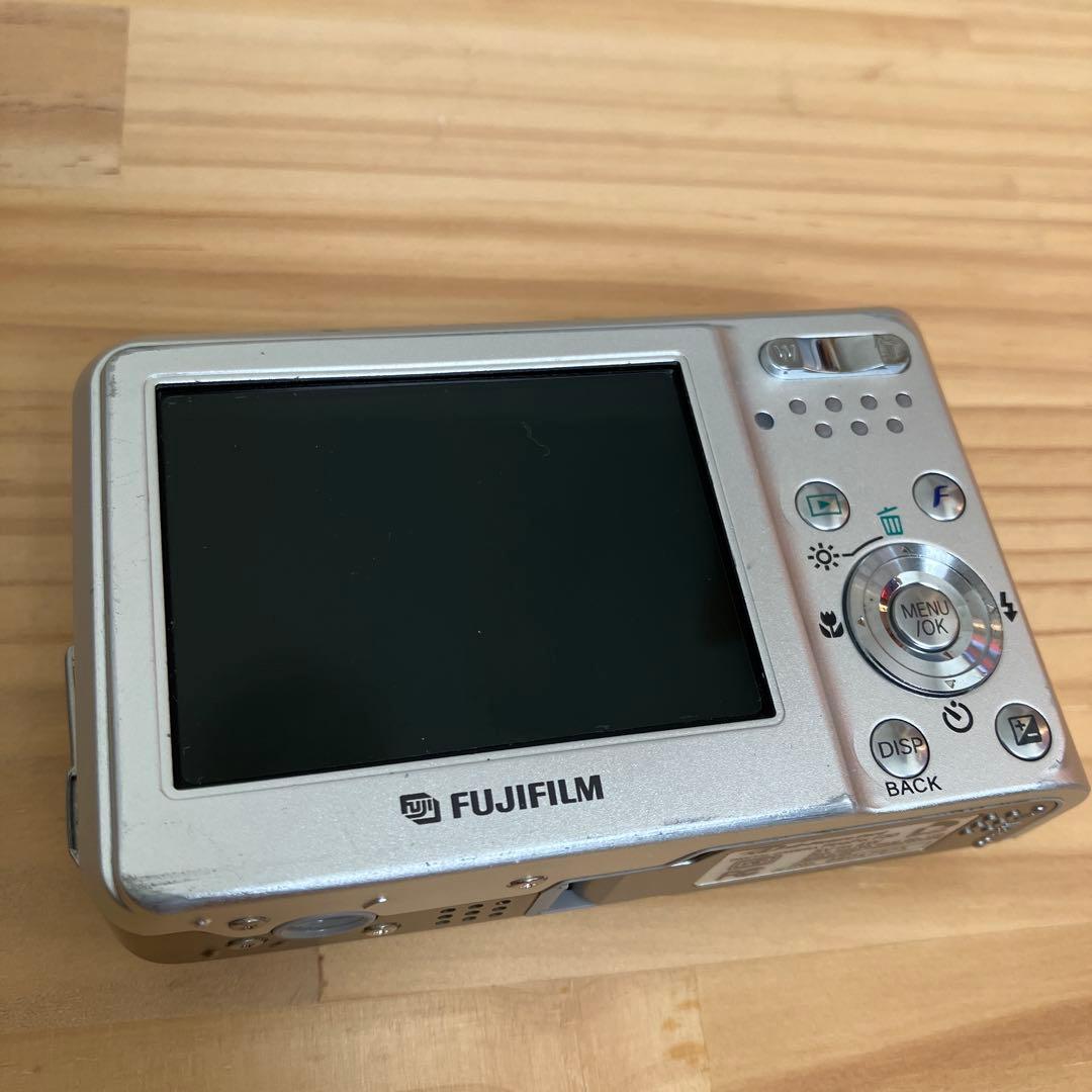 FUJIFILM FinePix F30デジタルカメラ