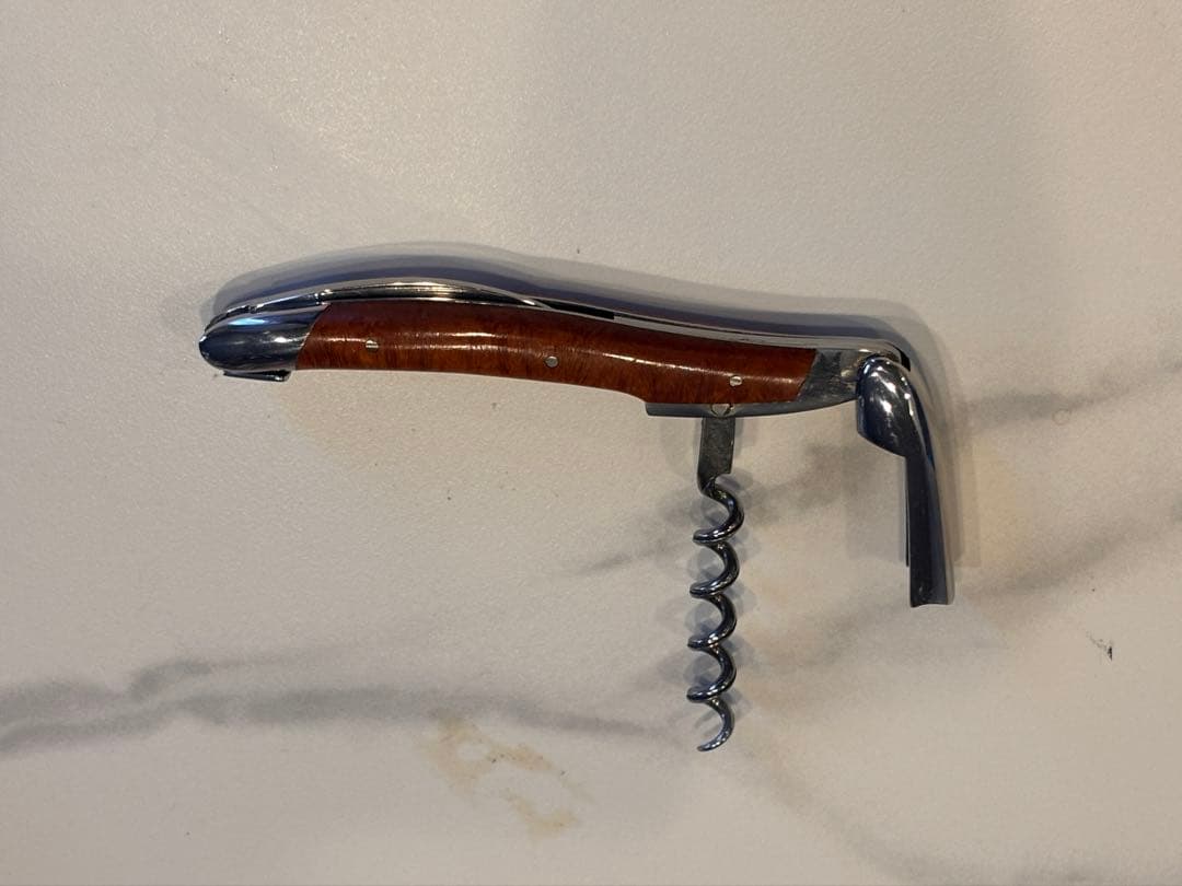 ラギオール　LAGUIOLE ソムリエナイフ　ローズウッド　ほぼ未使用