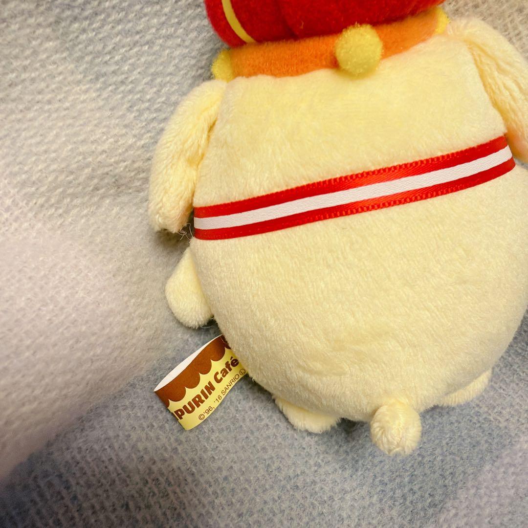 ポムポムプリンカフェ　マスコット　王冠