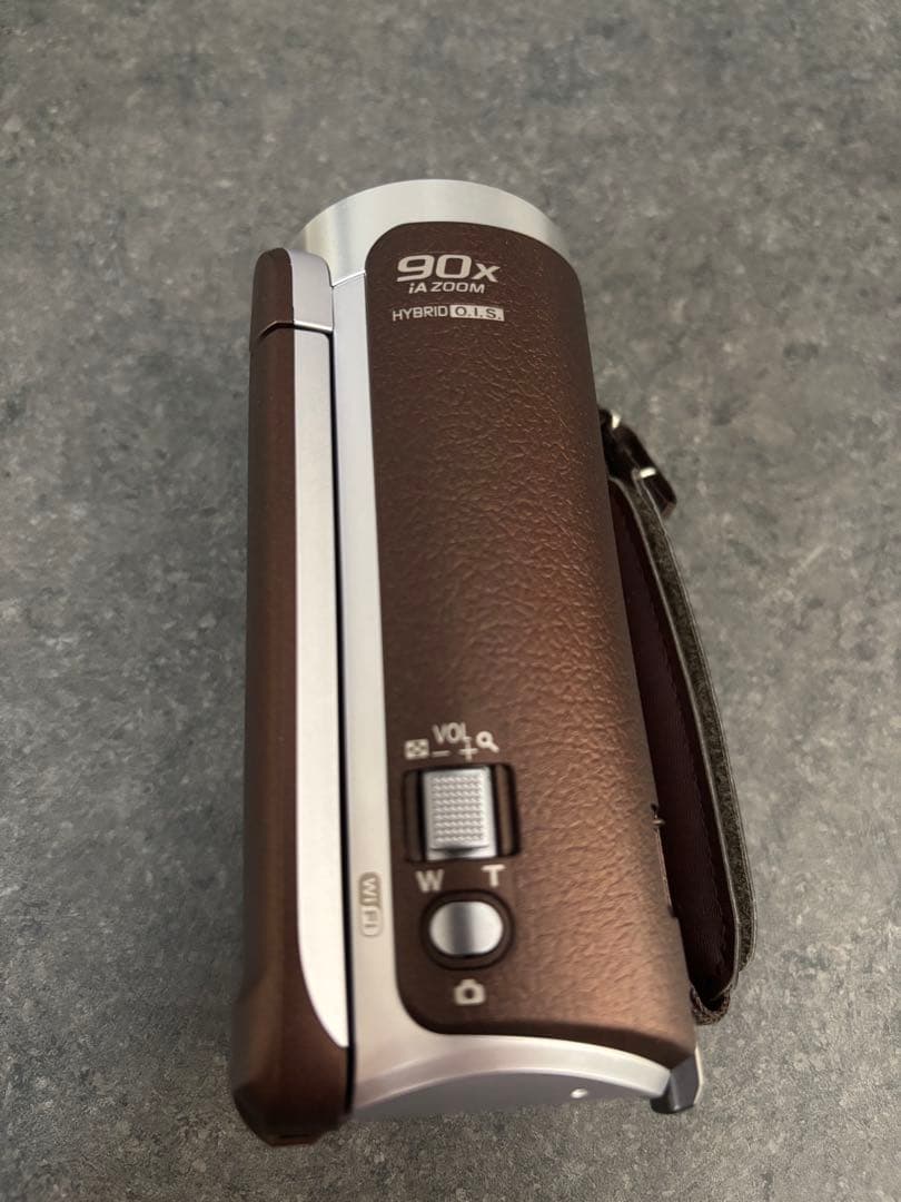 すく発送　極美品Panasonic HC-W590M ビデオカメラ