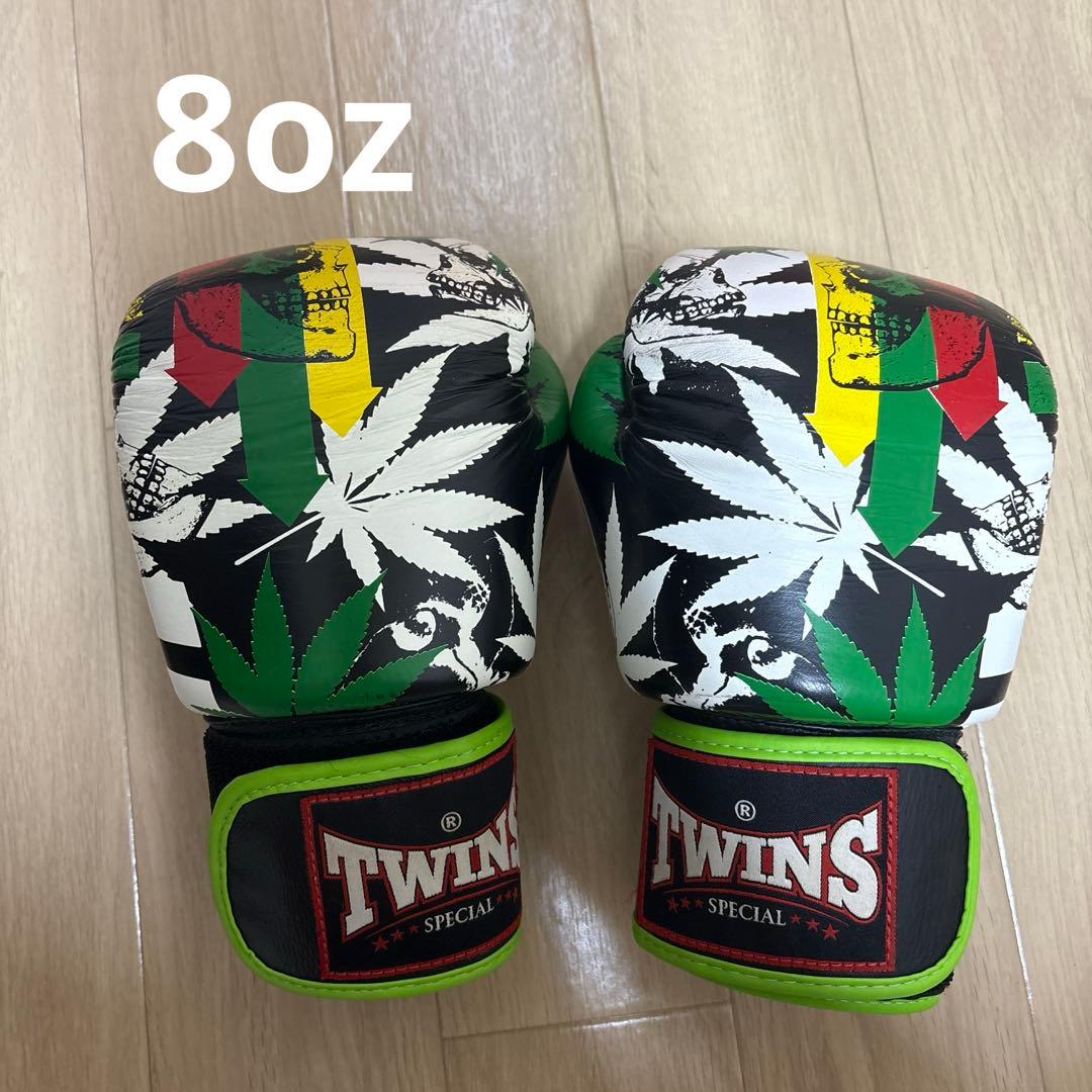 TWINS 8オンスボクシンググローブ 大麻柄