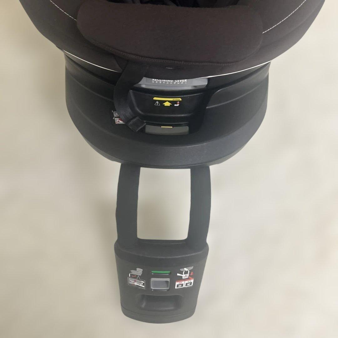 【美品】エールべべ　クルット4 oui isofix ブラウン　インナーパッド