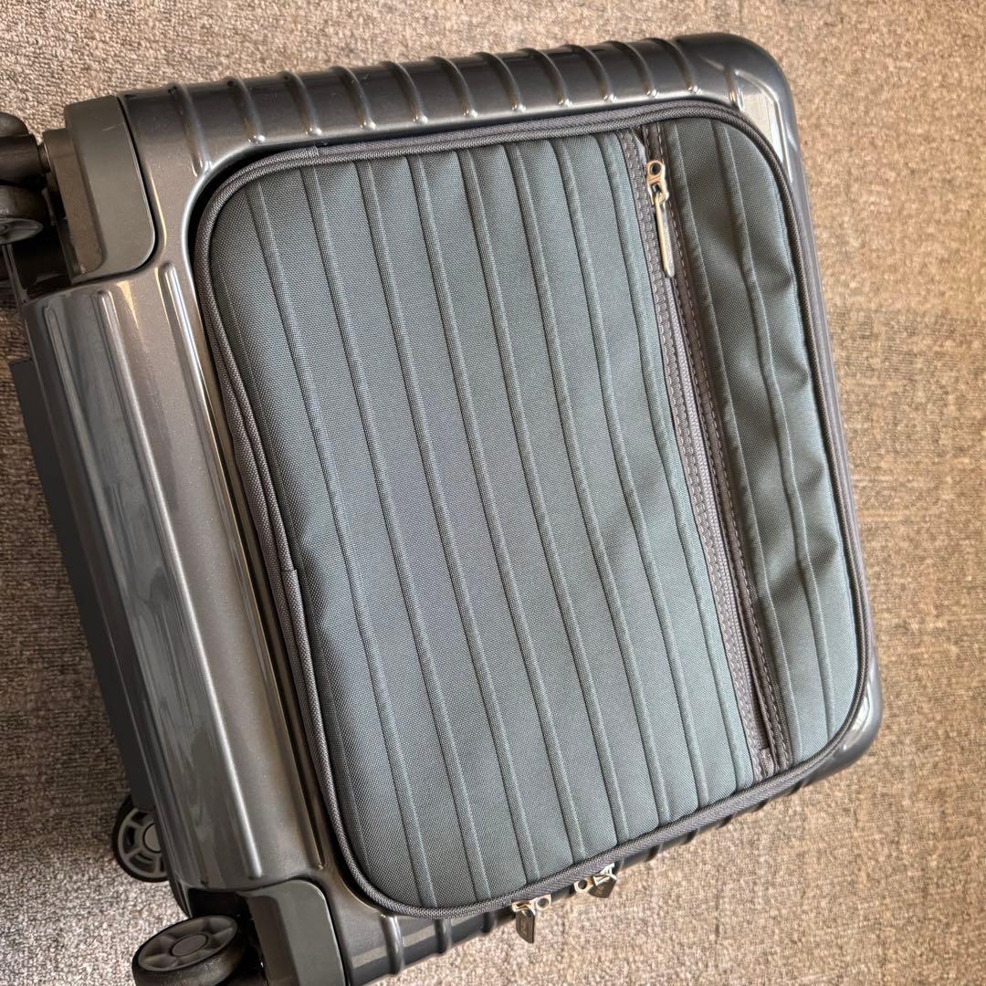 リモワ RIMOWA SALSA DELUXE HYBRID 23L グレー