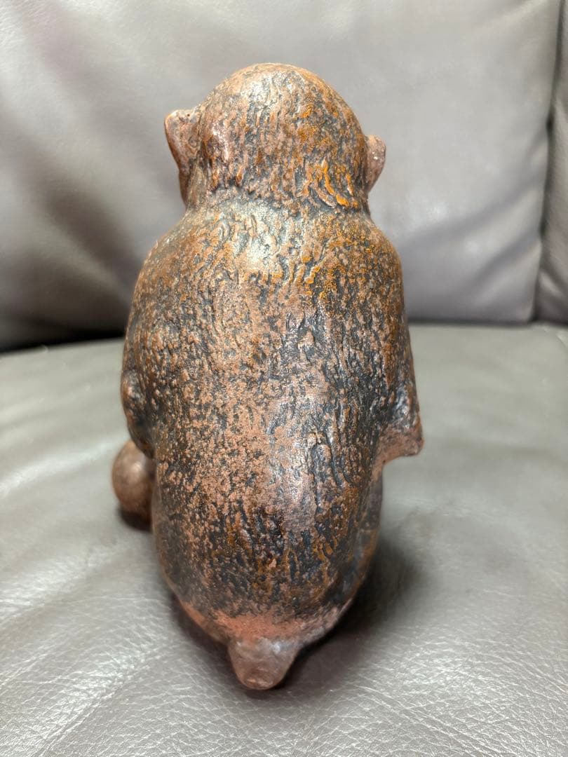 瓢箪を持つ猿　置物