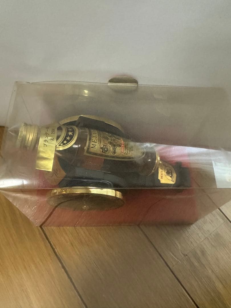 ナポレオンブランデーミニボトル2本。