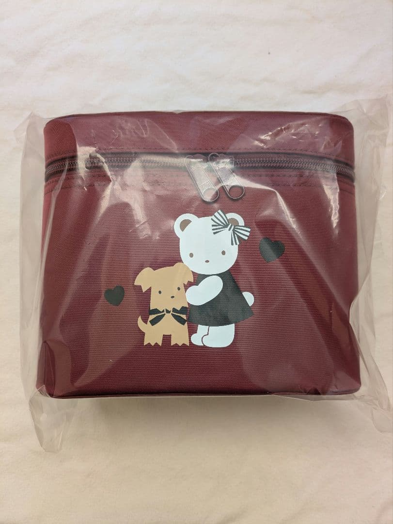 新品　ファミリア　ノベルティ　バニティケース