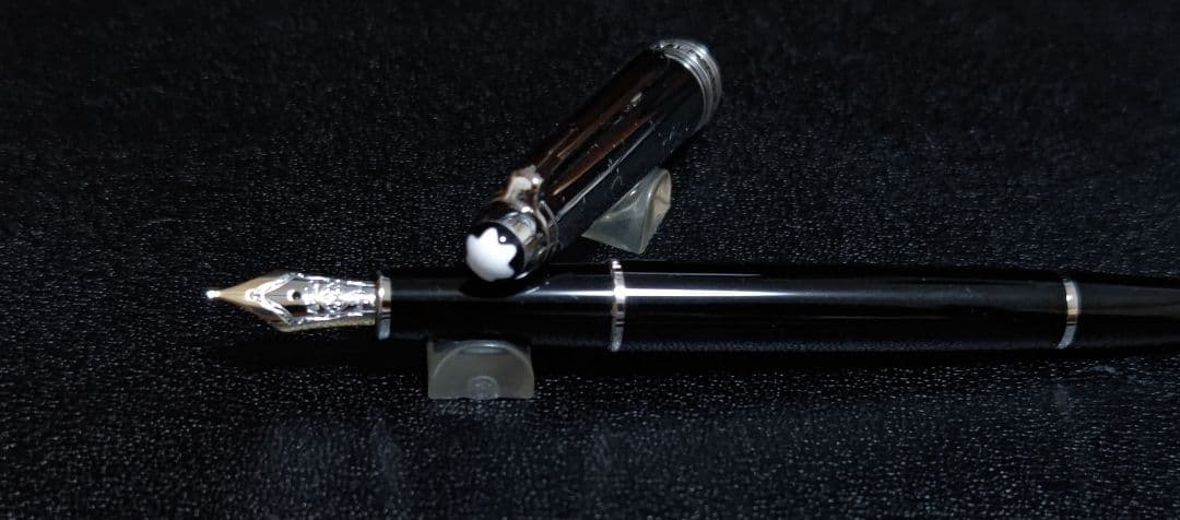 MONTBLANC 万年筆 ソリテール