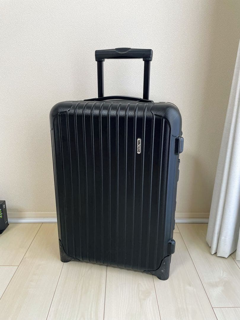 人気✨ RIMOWA リモワ サルサ キャリーケース 黒 35L 機内OK 2輪