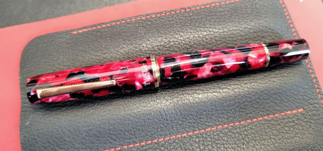 TWSBI 特別生産品 Draco（ドラコ）