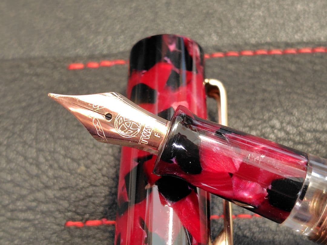 TWSBI 特別生産品 Draco（ドラコ）