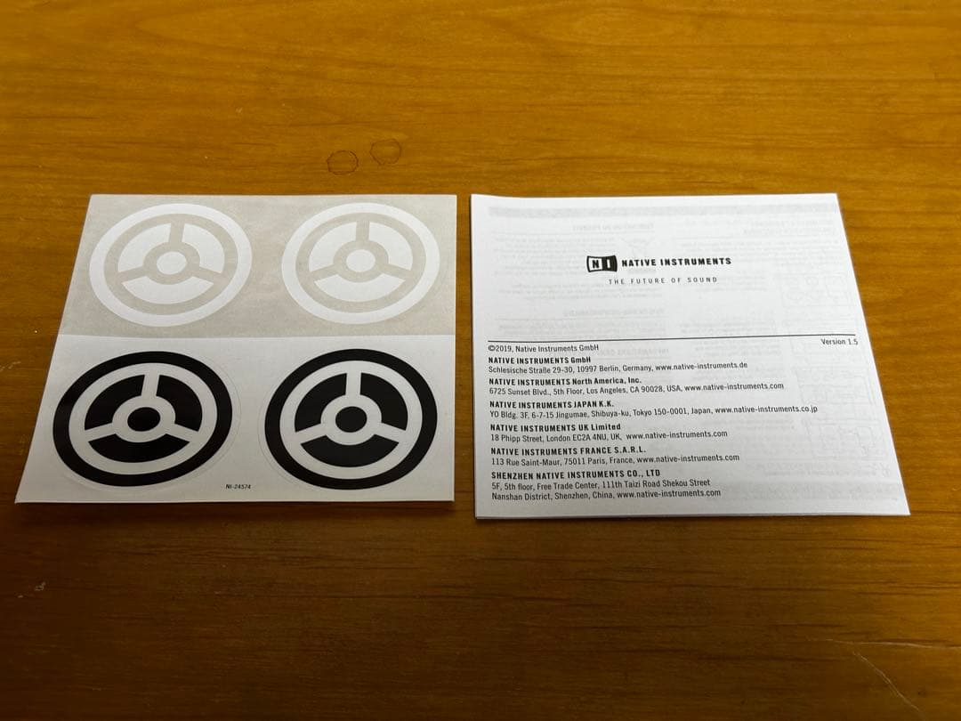 オーディオインターフェース KOMPLETE AUDIO 2 (おまけつき)