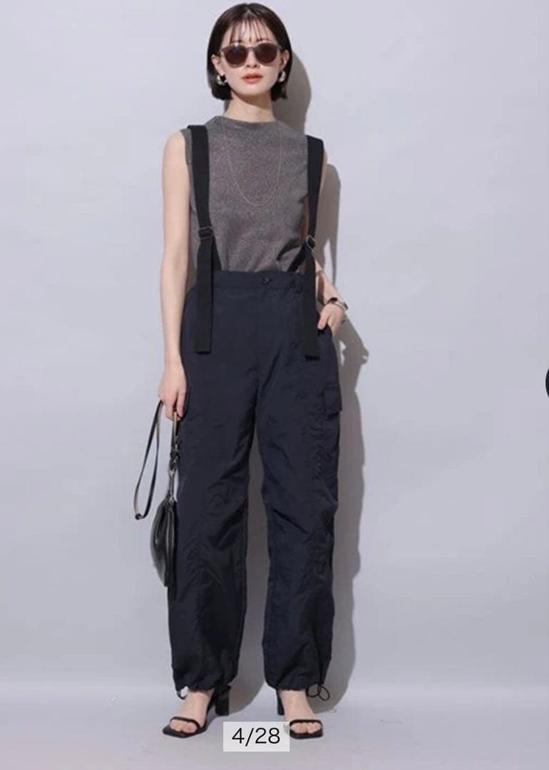 Arpege story 撥水サス付きパラシュートパンツ　ネイビー　新品