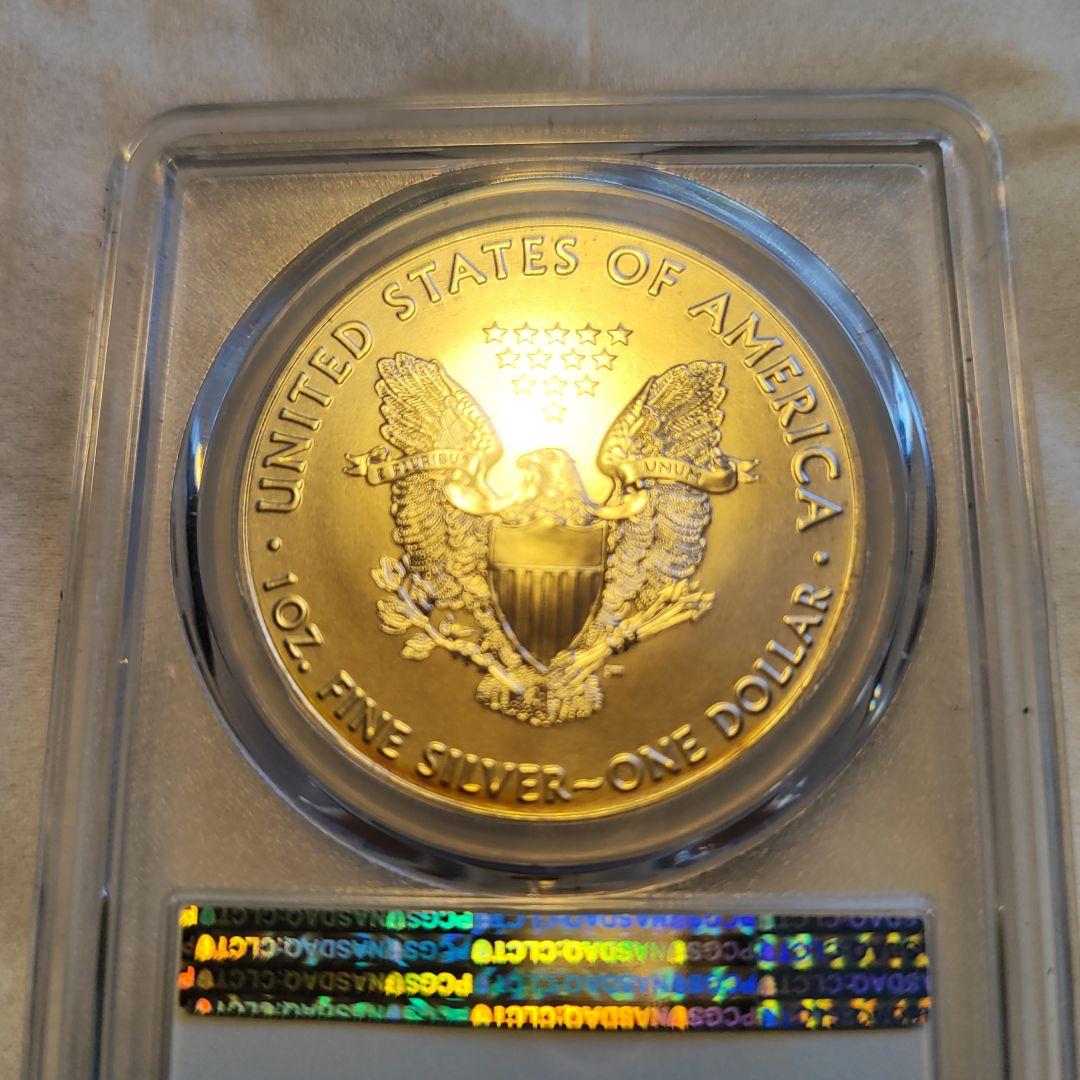 銀貨　99.9% 純銀　シルバー　イーグル 銀貨PCGS最高鑑定　初回版