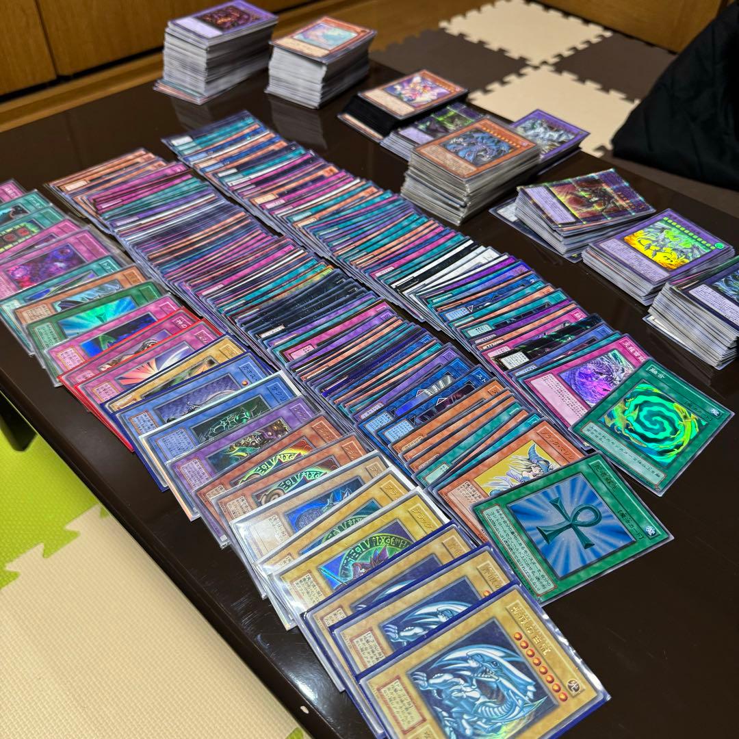 【引退品】遊戯王カード 引退品 まとめ売り　ブルーアイズ　ブラックマジシャン