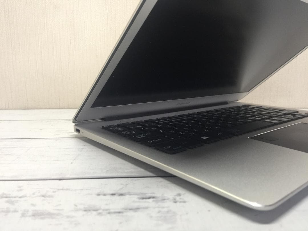 マウス MB11ESV 13.3インチフルHD 軽量・コンパクトノートパソコン