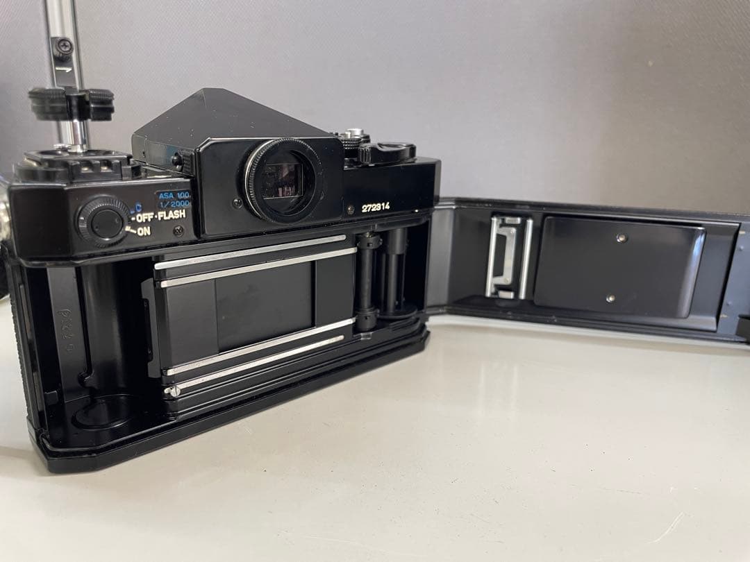 Canon F-1 一眼レフカメラ