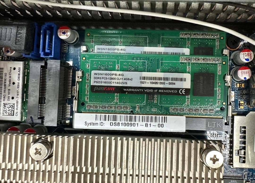 ミニPC Shuttle DS81 +i7-4790S +256GBSSD+8GBDIMM