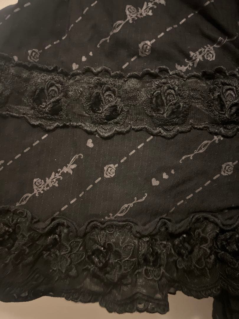 h.naoto honey 黒 スカート