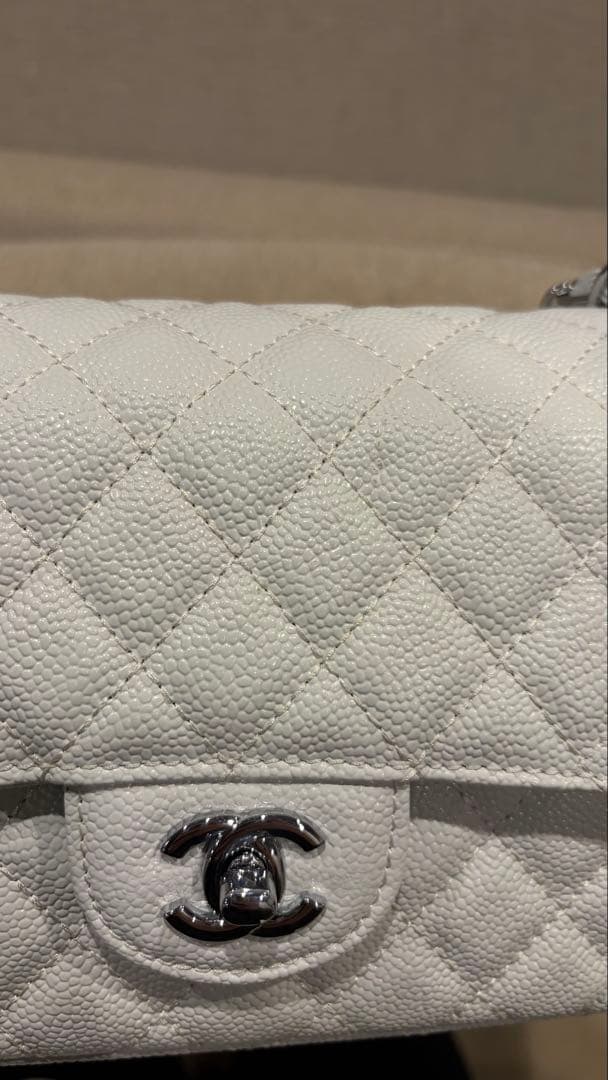 CHANEL ショルダーバッグ ホワイト　美品　希少　早い者勝ち