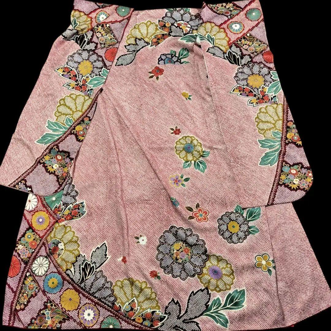 振袖フルセット(7点)・総絞り・エンボス加工・花模様・金彩加工・逸品