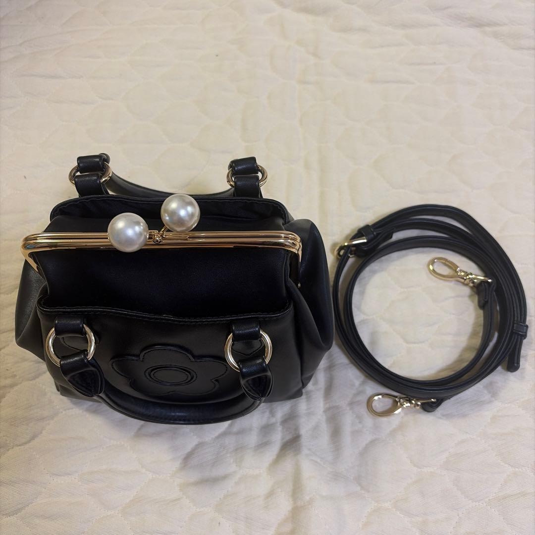 美品　MARY QUANT(マリークワント) パールガマ口 2WAYミニトート